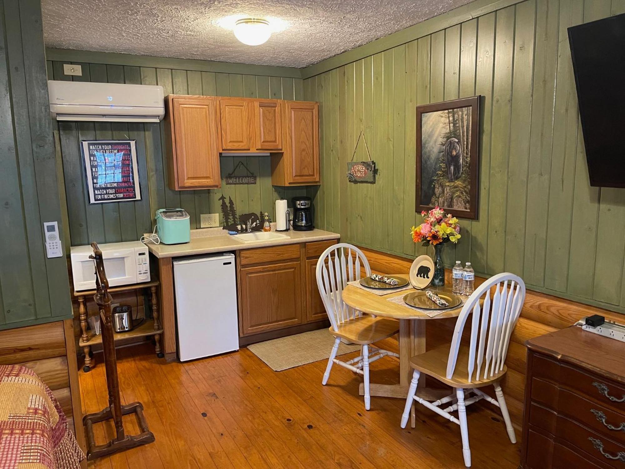 Mountain Aire Cottages & Inn Clayton Exterior foto